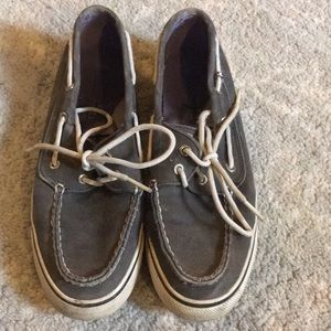Blue/grey Sperrys